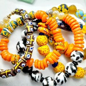 New handmade beaded bracelet